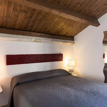 Nonna Jole Bed & Breakfast 2*
